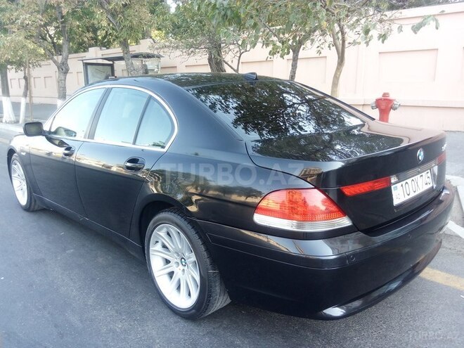 BMW 745 2001, 300,000 km - 4.4 l - Bakı
