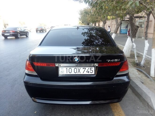 BMW 745 2001, 300,000 km - 4.4 l - Bakı