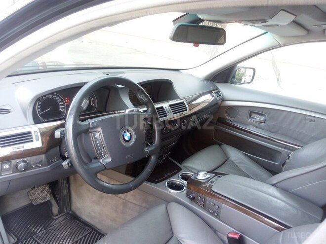 BMW 745 2001, 300,000 km - 4.4 l - Bakı