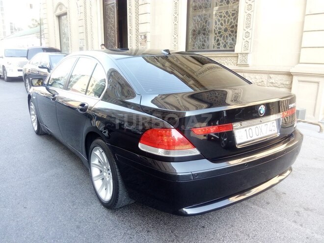 BMW 745 2001, 300,000 km - 4.4 l - Bakı