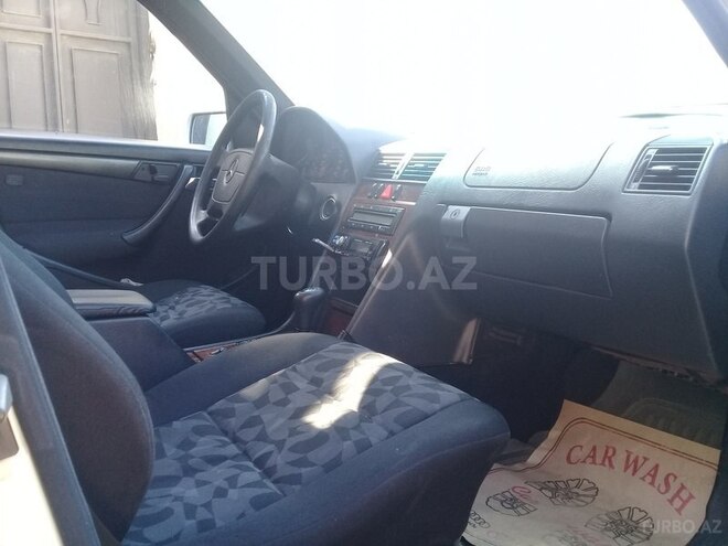 Mercedes C 200 1999, 225,000 km - 2.0 л - Bakı