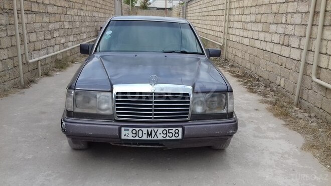 Mercedes E 250 1993, 596,754 km - 2.5 l - Bakı