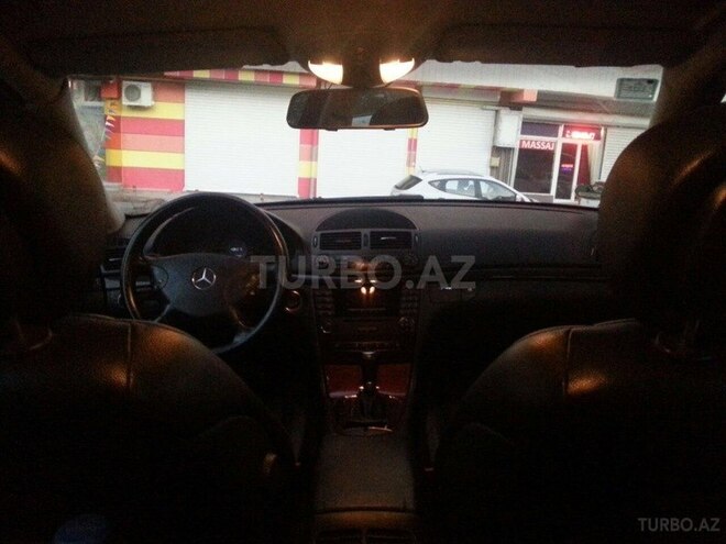 Mercedes E 220 2005, 257,190 km - 2.2 l - Bakı