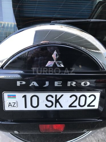 Mitsubishi Pajero 2010, 96,000 km - 3.5 л - Bakı
