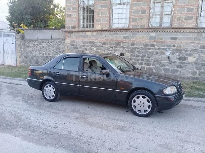 Mercedes C 220 1994, 324,224 km - 2.2 l - Xırdalan