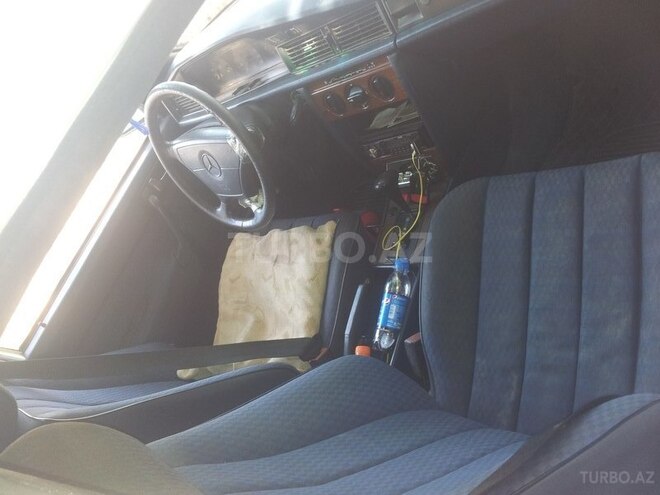 Mercedes 190 1991, 505,625 km - 1.9 л - Bakı