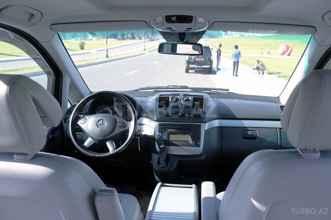 Mercedes Viano 2010, 175,500 km - 2.2 l - Bakı