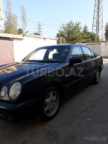 Mercedes E 230 1997, 350,000 km - 2.3 l - Bakı