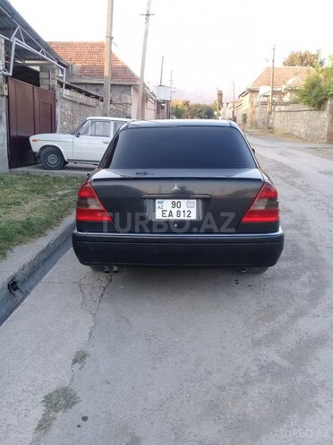 Mercedes C 220 1994, 325,521 km - 2.2 l - Xırdalan
