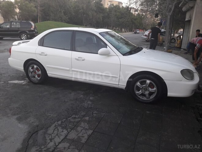 Hyundai Sonata 2001, 200,000 km - 2.4 l - Bakı