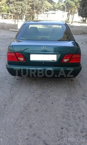 Mercedes E 240 1998, 250,000 km - 2.4 л - Bakı