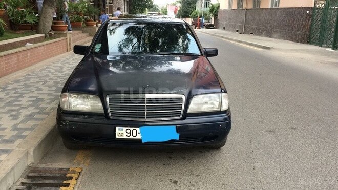 Mercedes C 180 1994, 324,000 km - 1.8 l - Qusar