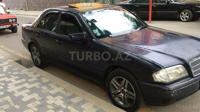 Mercedes C 180 1994, 324,000 km - 1.8 l - Qusar