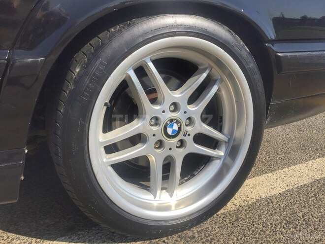 BMW 528 1995, 222,000 km - 2.8 l - Bakı