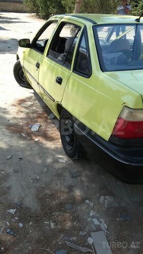 Daewoo Nexia 2006, 380,000 km - 1.5 л - Bakı