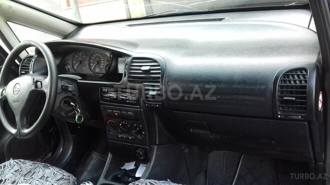 Opel Zafira 2000, 350,000 km - 2.0 l - Gəncə