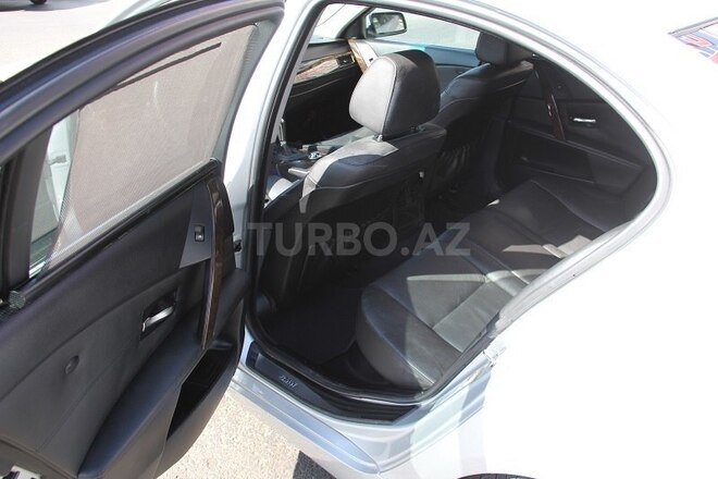 BMW 530 2003, 179,000 km - 3.0 l - Bakı