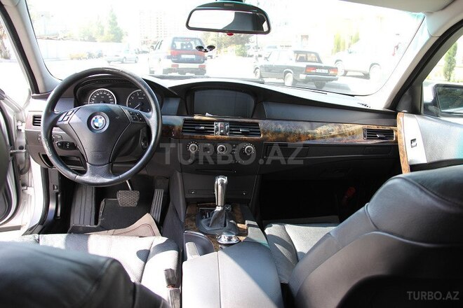 BMW 530 2003, 179,000 km - 3.0 l - Bakı