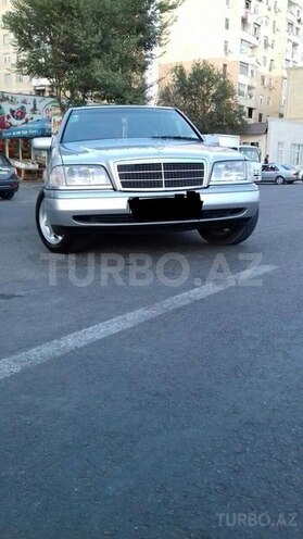Mercedes C 220 1995, 253,684 km - 2.2 l - Sumqayıt