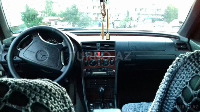 Mercedes C 220 1995, 253,684 km - 2.2 l - Sumqayıt