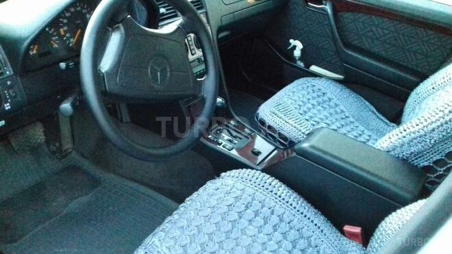 Mercedes C 220 1995, 253,684 km - 2.2 l - Sumqayıt