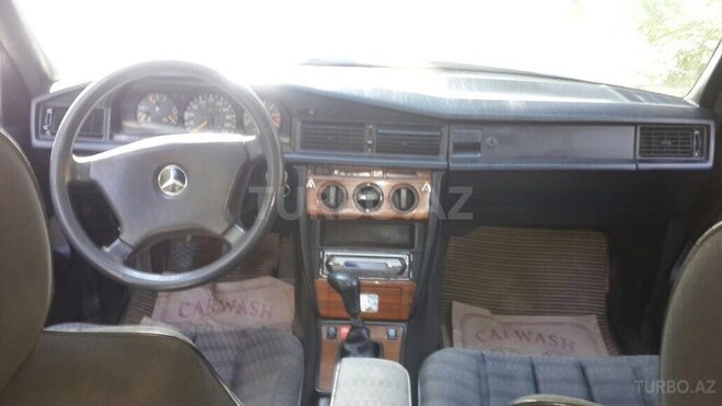 Mercedes 190 1992, 300,000 km - 2.0 л - Bakı