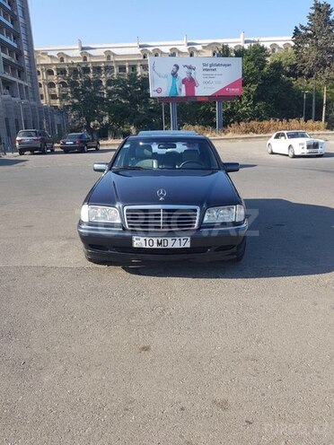 Mercedes C 240 2000, 156,100 km - 2.4 l - Bakı