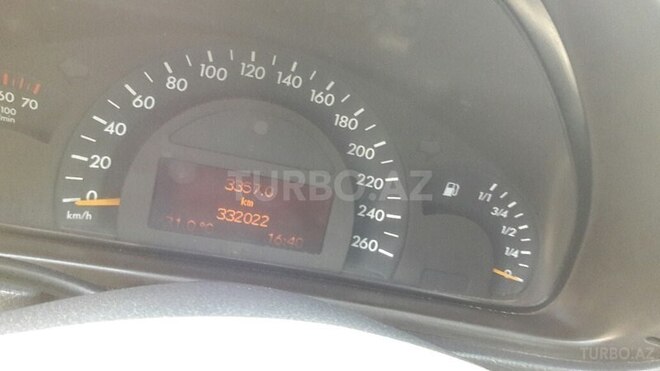 Mercedes C 240 2001, 332,022 km - 2.6 л - İmişli