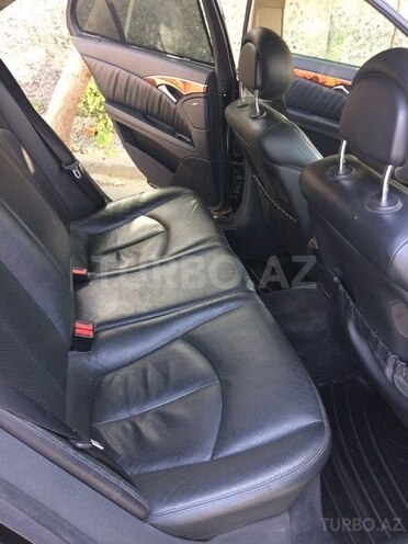 Mercedes E 350 2005, 235,000 km - 3.5 л - Balakən