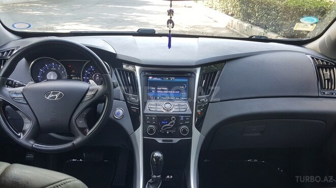 Hyundai Sonata 2013, 71,000 km - 2.0 l - Yevlax