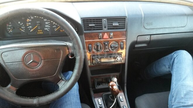 Mercedes C 220 1996, 520,450 km - 2.2 л - Saatlı