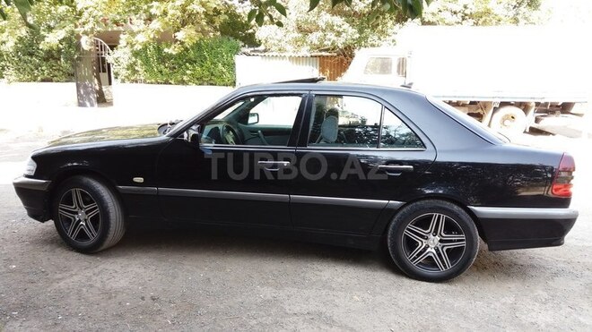 Mercedes C 180 1999, 138,280 km - 1.8 l - Gəncə