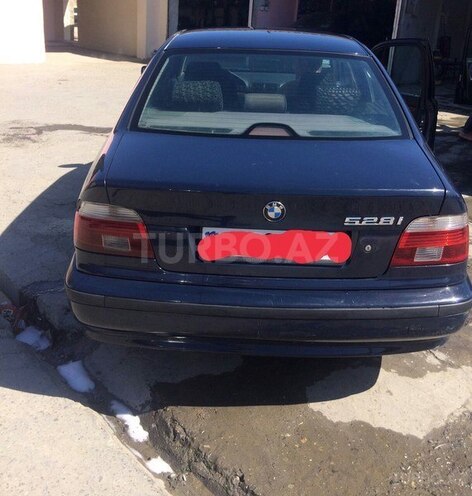 BMW 528 1996, 276,000 km - 2.8 l - Bakı