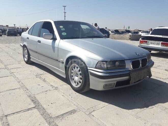 BMW 325 1997, 400,000 km - 2.5 l - Bakı