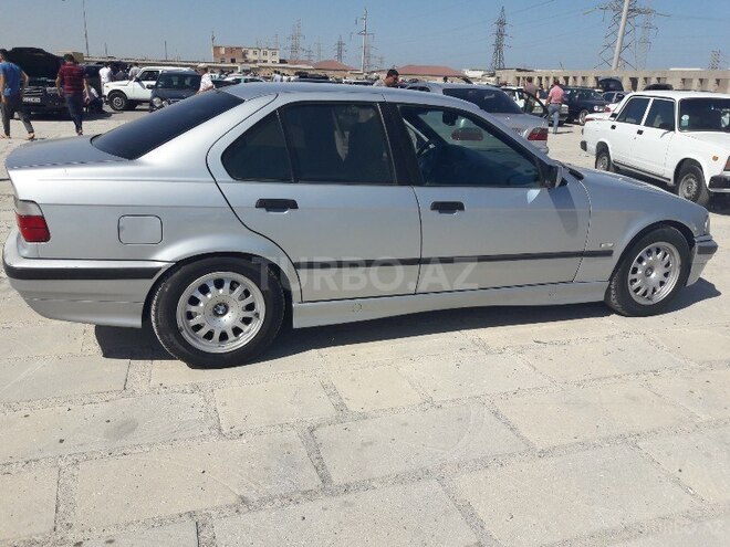 BMW 325 1997, 400,000 km - 2.5 l - Bakı