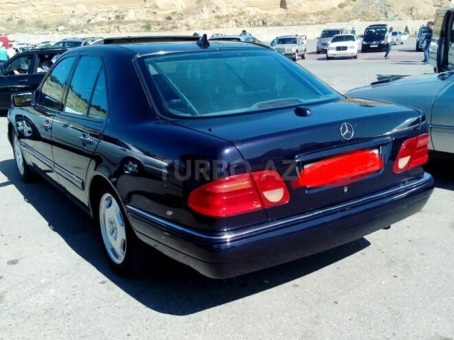 Mercedes E 230 1997, 235,000 km - 2.3 l - Bakı
