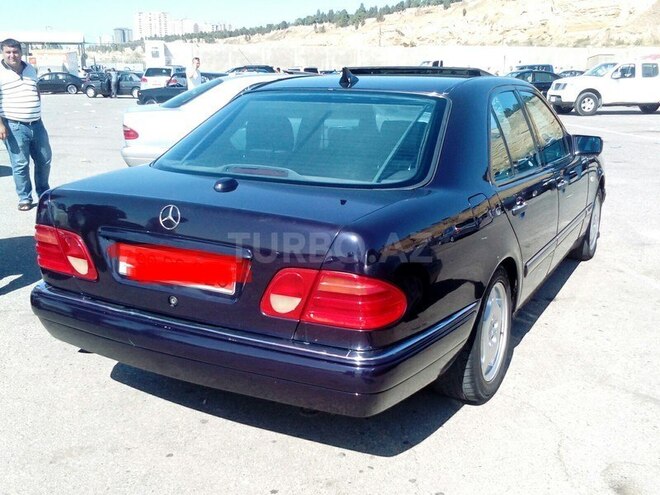 Mercedes E 230 1997, 235,000 km - 2.3 l - Bakı