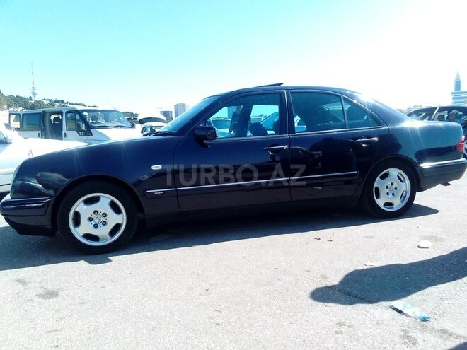 Mercedes E 230 1997, 235,000 km - 2.3 l - Bakı