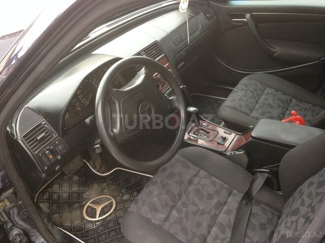 Mercedes C 220 2000, 152,090 km - 2.2 l - Bakı