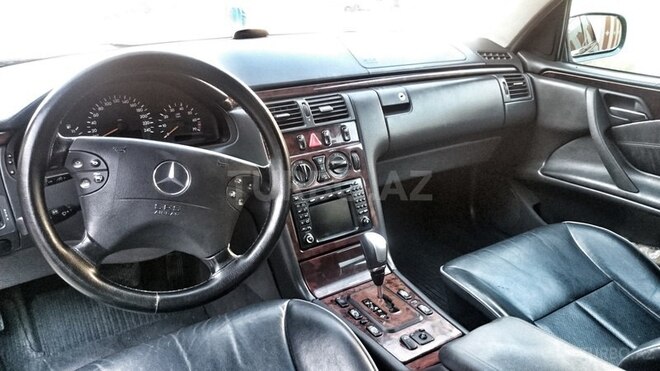 Mercedes E 240 2000, 285 km - 2.6 l - Bakı