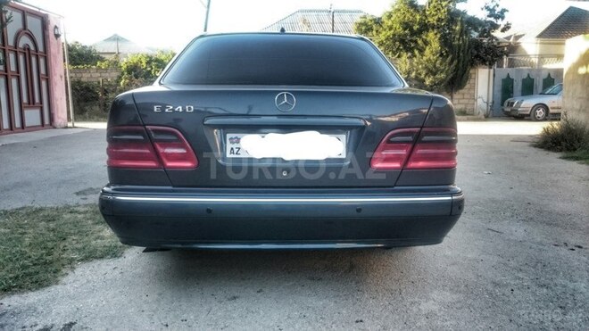 Mercedes E 240 2000, 285 km - 2.6 l - Bakı