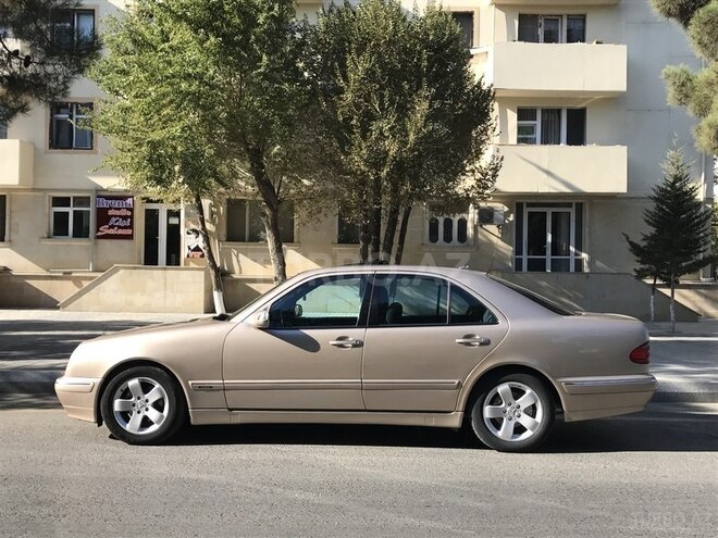 Mercedes E 200 2001, 204,000 km - 2.0 l - Sumqayıt
