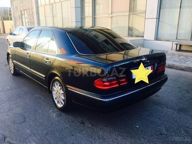 Mercedes E 240 2000, 180,000 km - 2.4 l - Bakı