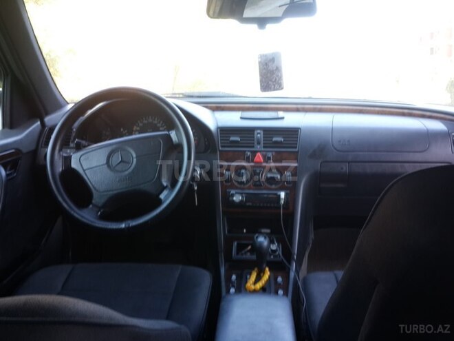 Mercedes C 200 1996, 237,619 km - 2.0 l - Bakı