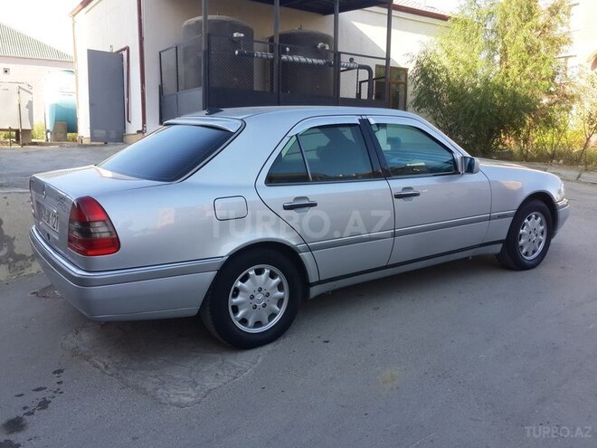 Mercedes C 200 1996, 237,619 km - 2.0 l - Bakı