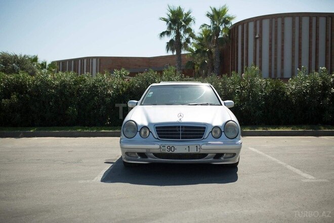 Mercedes E 270 2000, 345,000 km - 2.7 l - Bakı