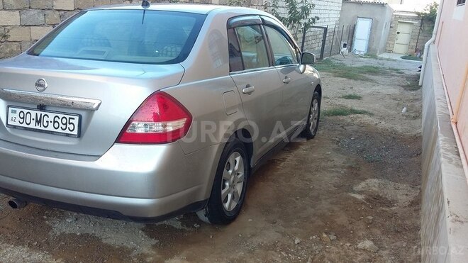 Nissan Tiida 2006, 160,000 km - 1.6 л - Bakı