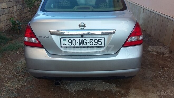 Nissan Tiida 2006, 160,000 km - 1.6 л - Bakı