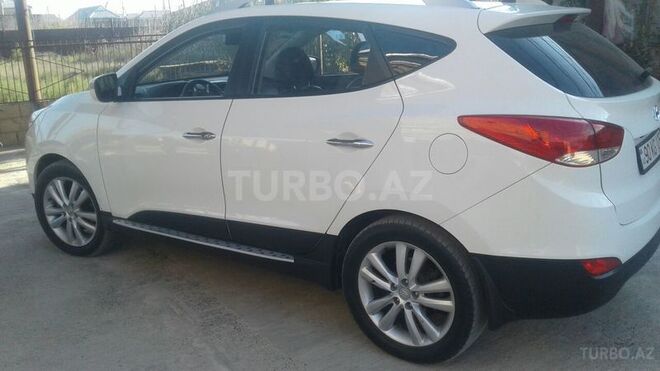 Hyundai ix35 2010, 121,000 km - 2.4 l - Bakı