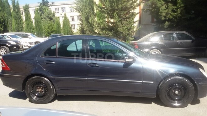 Mercedes C 220 2002, 387,000 km - 2.2 l - Bakı